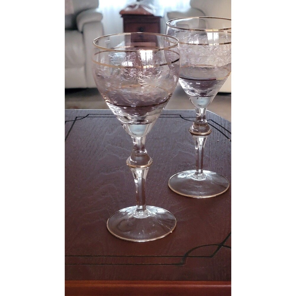 Vintage Crystal Wine Glasses Gold Etched & Banded Stemware Set/2 - Picture 6 of 13